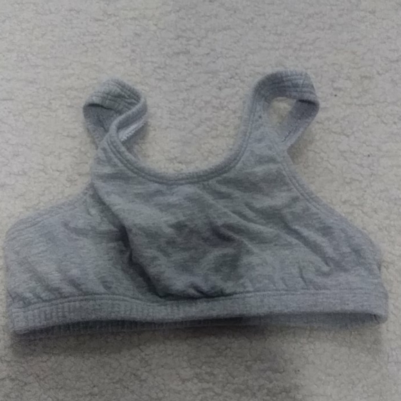 3 Sports Bra Tops - Picture 4 of 6